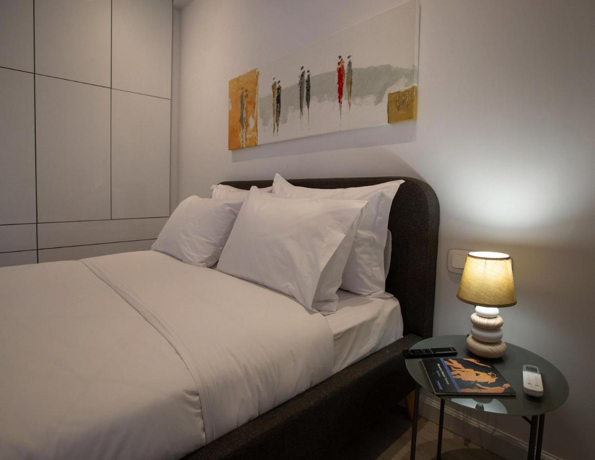 Niovi Cozy Home Атина Екстериор снимка